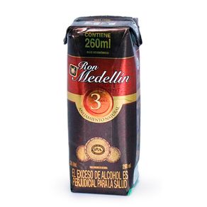 RON MEDELLIN AÑEJO TETRA PRISMA  x 260ML